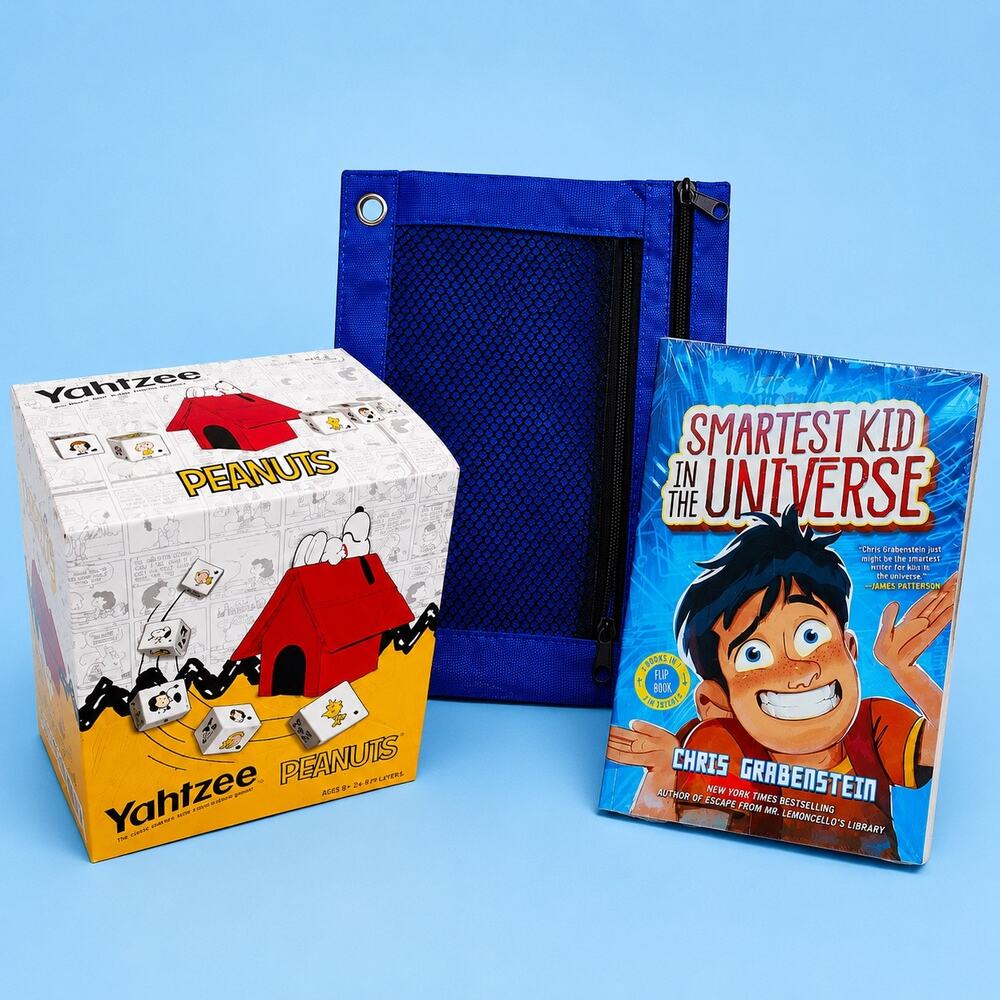 Peanuts Yahtzee Game Book & Binder Pouch Bundle NWT Gift Set Fun Pack